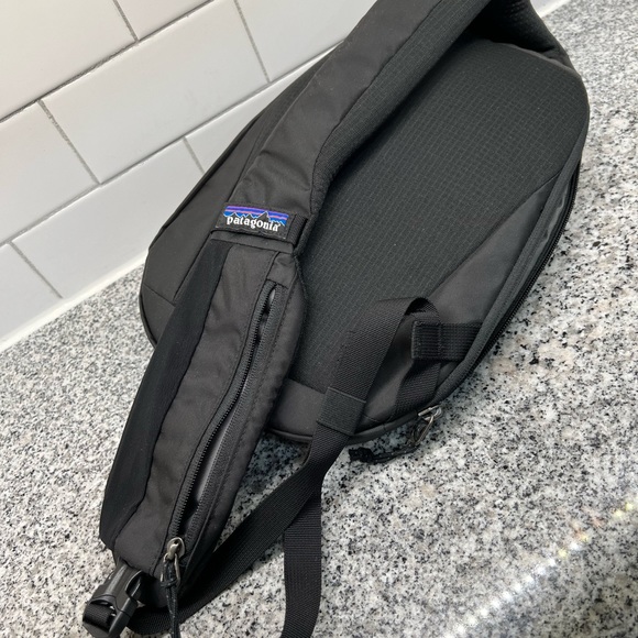 Patagonia Black Backpack - Picture 7 of 7